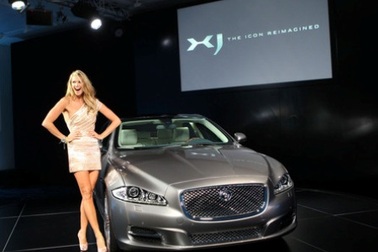 Jaguar XJ trình làng cùng siêu mẫu Elle Macpherson 