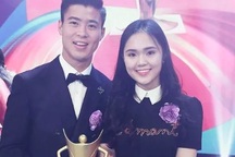 Bạn gái cầu thủ Duy Mạnh kể chuyện làm "osin không lương" cho anh đi thi đấu