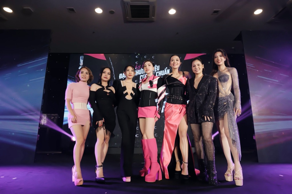 Bảo Thy là đại sứ của công ty Corset Chuẩn - 4 Bảo Thy là đại sứ của công ty Corset Chuẩn - 4