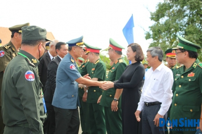 Đại tướng Sao Sokha cảm ơn sâu sắc chính quyền và nhân dân Việt Nam.
