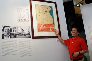 Hoạ sĩ vẽ Bác Hồ với thiếu nhi: “Bức tranh là kỉ vật riêng vô giá của đời tôi”