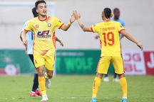 CLB Thanh Hóa thắng dễ dàng HL Hà Tĩnh trên sân nhà