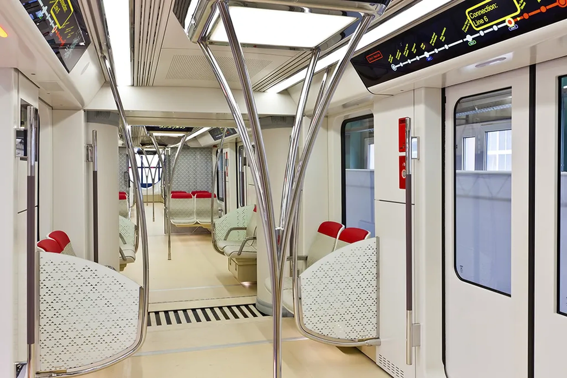 Chuyến tàu điện xa hoa bậc nhất thế giới ở Saudi Arabia, vé chỉ 1 USD - 9 Chuyến tàu điện xa hoa bậc nhất thế giới ở Saudi Arabia, vé chỉ 1 USD - 9