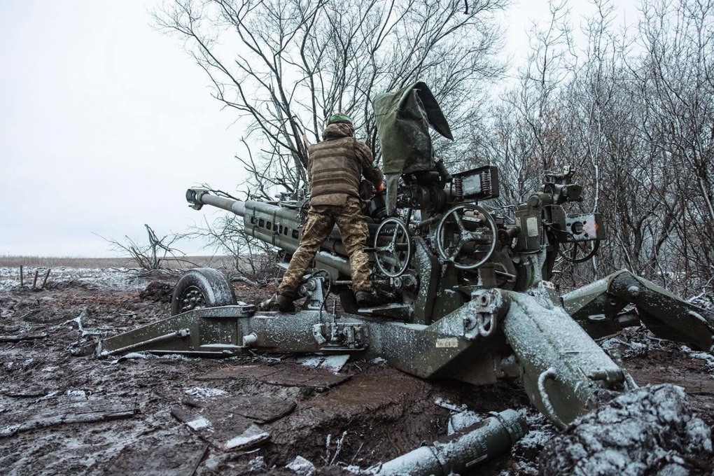Ukraine tuyên bố bắn cháy 3 xe tăng, hạ 770 binh sĩ Nga trong một ngày - 1 Ukraine tuyên bố bắn cháy 3 xe tăng, hạ 770 binh sĩ Nga trong một ngày - 1