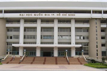 ĐH Quốc gia TP.HCM thí điểm cho người đã về hưu vẫn làm quản lý