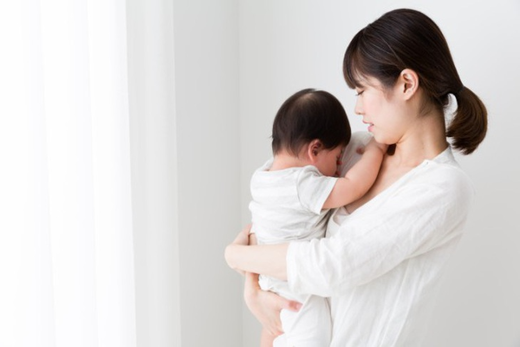 Tôi “nhường” con cho em dâu hiếm muộn để rồi ân hận cả đời - 1 Tôi “nhường” con cho em dâu hiếm muộn để rồi ân hận cả đời - 1