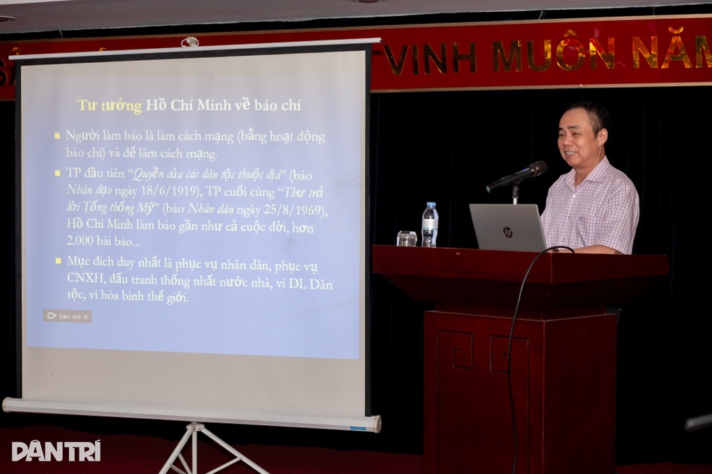 Học Bác Hồ viết báo sao cho có sức thuyết phục cao - 2 Học Bác Hồ viết báo sao cho có sức thuyết phục cao - 2