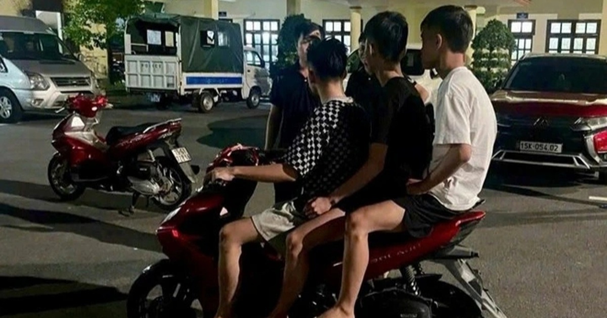 Tạm giữ nhóm "quái xế" xịt hơi cay tấn công người đi đường ở Hải Phòng