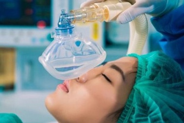 Bác sĩ bị bắt vì gây mê nữ bệnh nhân rồi cưỡng hiếp