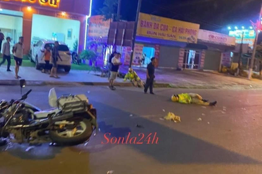 Va chạm giữa xe đặc chủng CSGT và người dân, 3 người bị thương