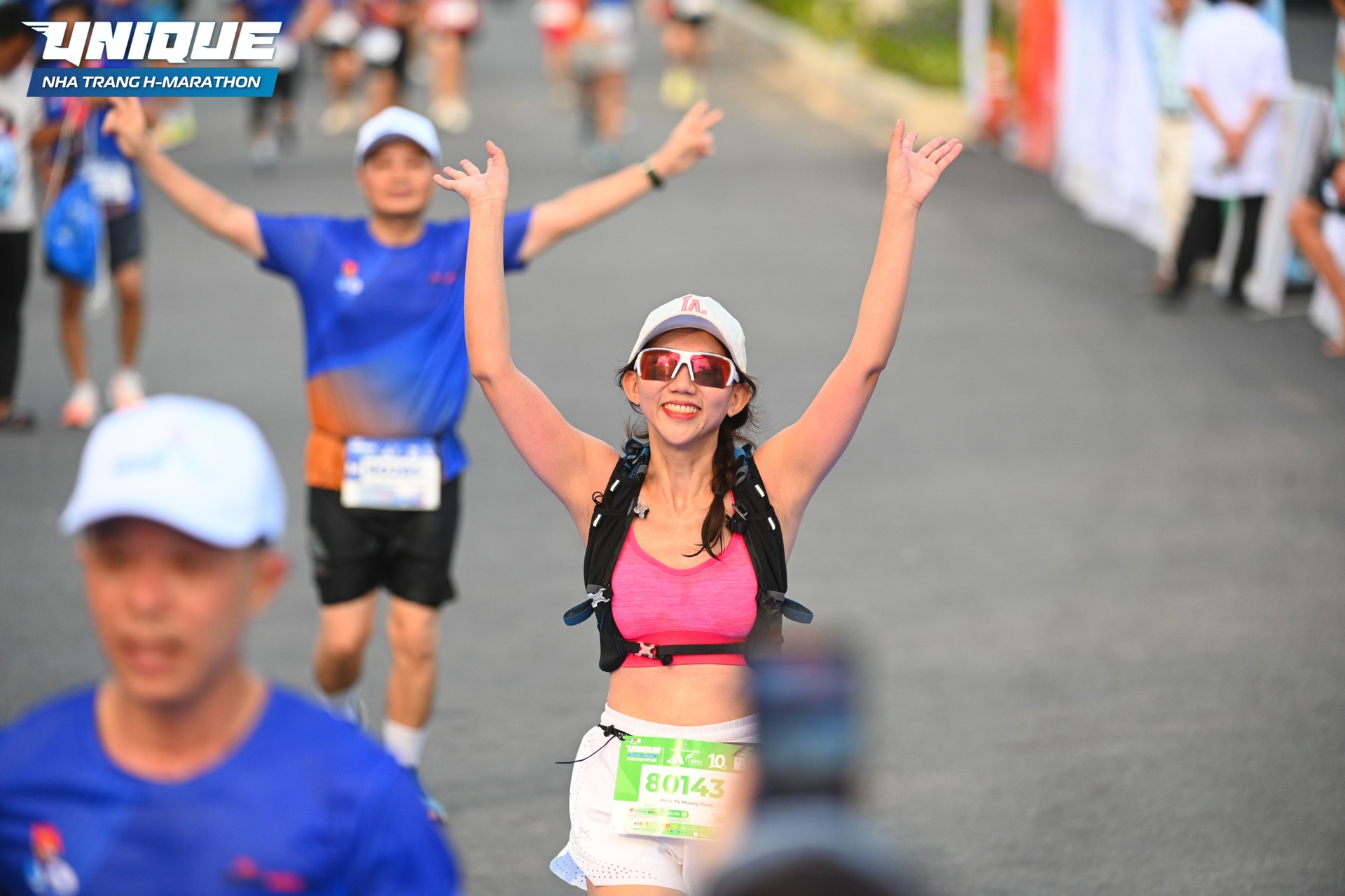 Những bóng hồng trên đường chạy Unique Nha Trang H-Marathon 2024 - 6