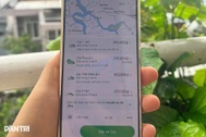Giá cước xe công nghệ tăng vọt ngày mưa bão, có khi bằng cả ngày lương