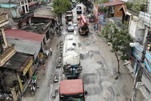 La liệt "hố bom" tử thần trên con đường đau khổ, giữa lòng thủ đô