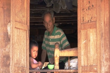 Hàng trăm hộ dân vùng biên giới chưa có hộ tịch