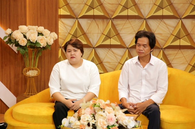 Vợ chồng anh Nguyễn Duy Minh và chị Nguyễn Hương Giang đều là những người khiếm khuyết.