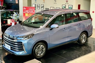 Xe mới ra mắt trong tháng 3: Có mẫu rẻ nhất phân khúc xe gầm cao đô thị - 5