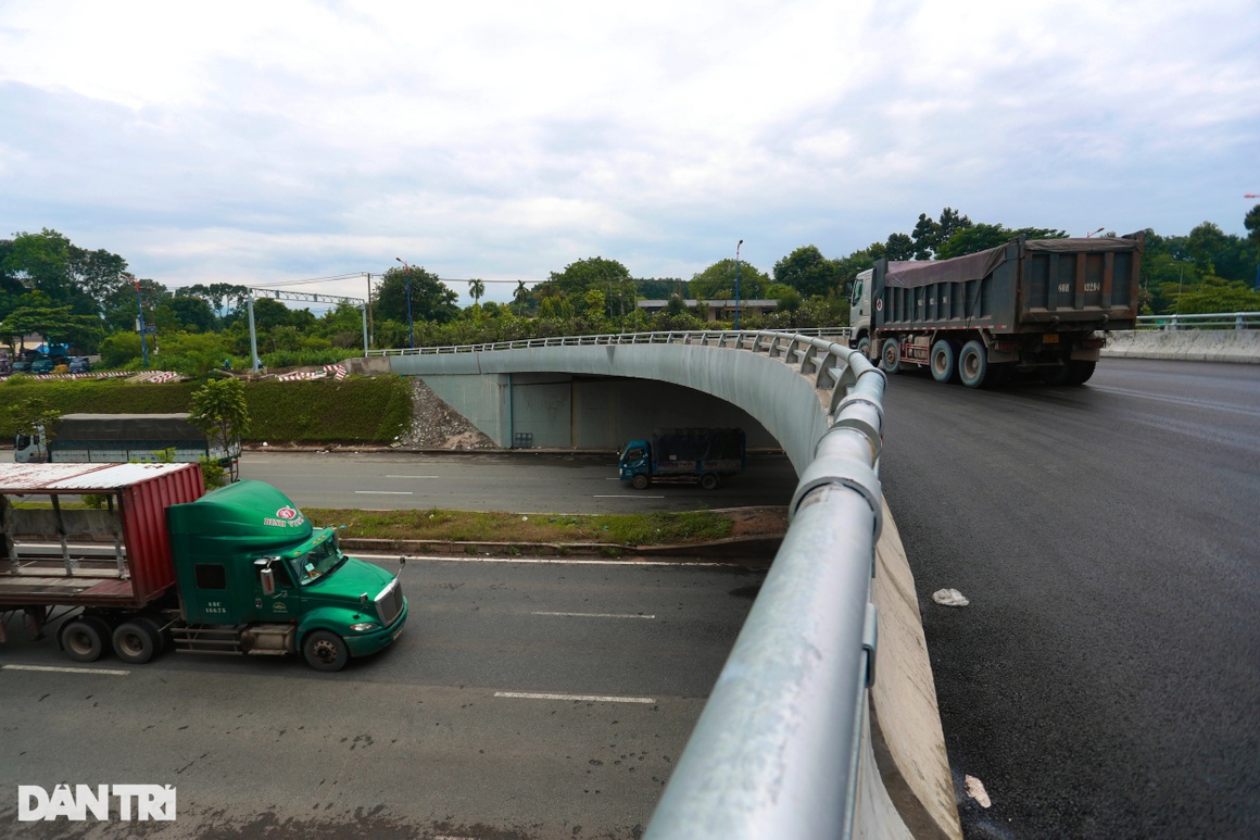 Ba dự án giao thông 1.800 tỷ của TPHCM chạy nước rút sau nới lỏng giãn cách - 15 Ba dự án giao thông 1.800 tỷ của TPHCM chạy nước rút sau nới lỏng giãn cách - 15