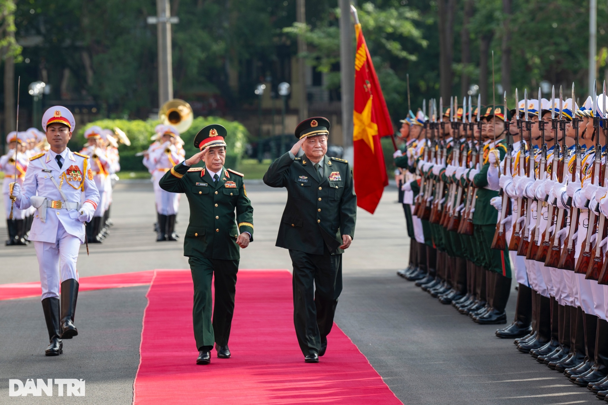 Đại tướng Phan Văn Giang chủ trì lễ đón Phó Chủ tịch Quân ủy TƯ Trung Quốc - 4