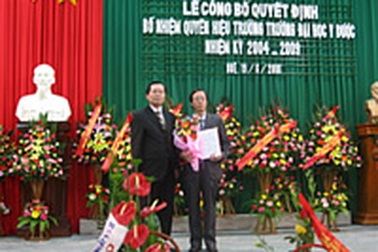 Đại học Y - Dược Huế có quyền hiệu trưởng mới