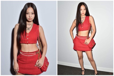 Jennie (Blackpink) khoe rãnh bụng ấn tượng với váy hở eo