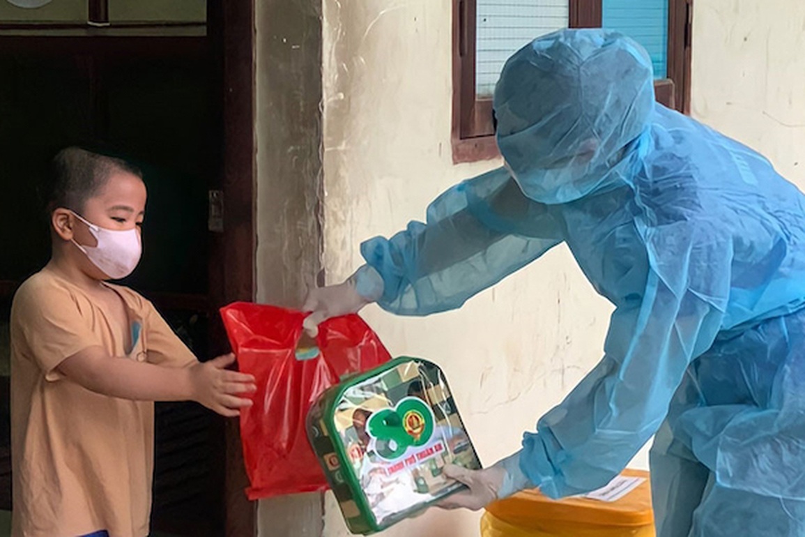 Nước mắt mồ côi không chỉ trong đại dịch - 1 Nước mắt mồ côi không chỉ trong đại dịch - 1