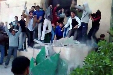 Tạm dừng đưa lao động sang Libya