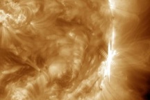 Bão từ góp phần hủy hoại mặt đất như thế nào?