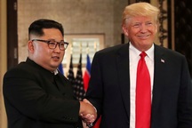 Lời nhắn Tổng thống Trump gửi ông Kim Jong-un trước khi khởi hành đi Việt Nam