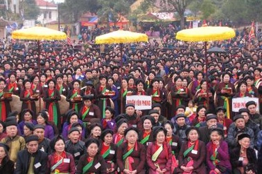 3.500 liền anh, liền chị lập “dàn đồng ca khổng lồ” tại Hội Lim