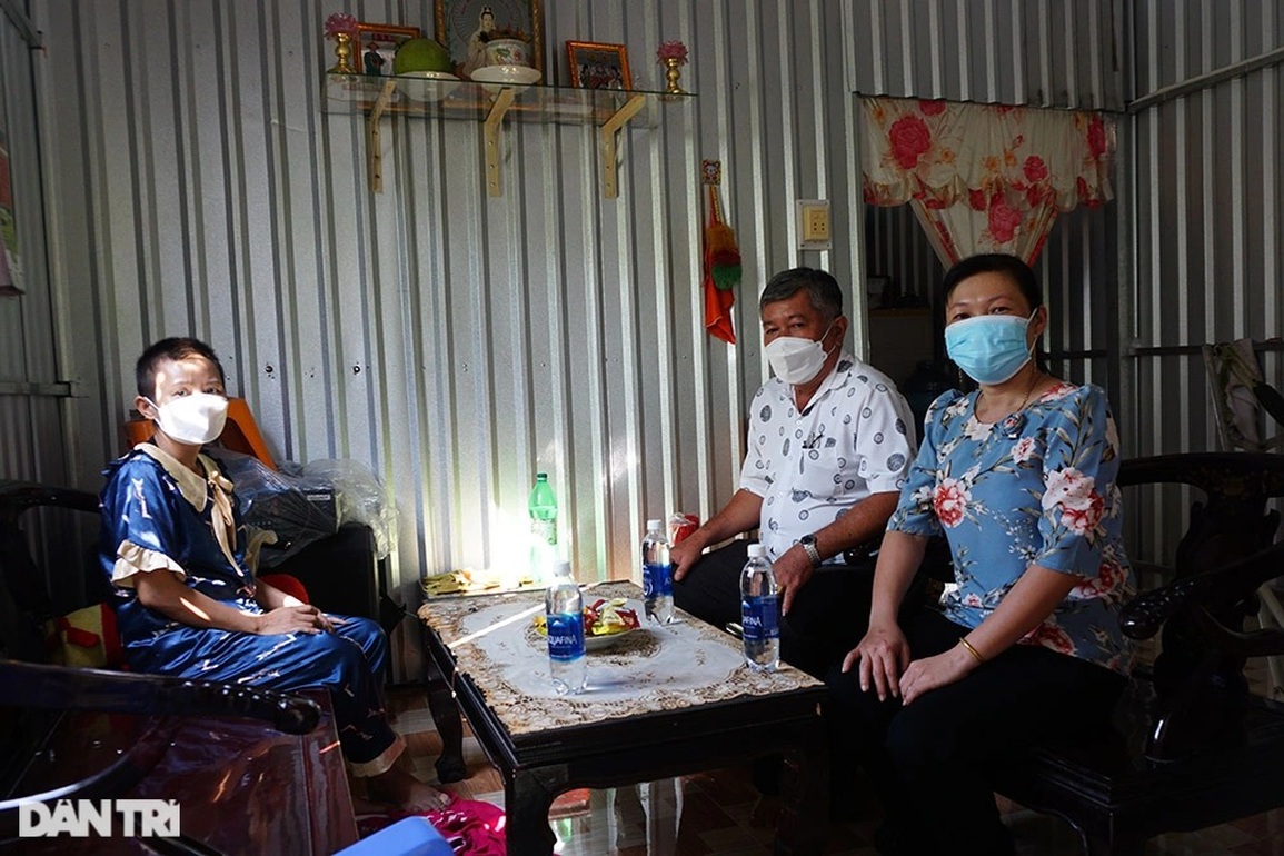Góa phụ mang căn bệnh ung thư xúc động bày tỏ lòng biết ơn bạn đọc Dân trí - 4 Góa phụ mang căn bệnh ung thư xúc động bày tỏ lòng biết ơn bạn đọc Dân trí - 4