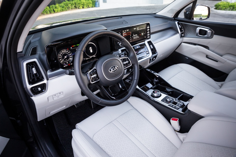Những yếu tố giúp Kia Sorento 2021 chinh phục khách hàng - 4 Những yếu tố giúp Kia Sorento 2021 chinh phục khách hàng - 4