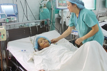 Cắt thành công u lớn trên bệnh nhân mắc bệnh tim nặng