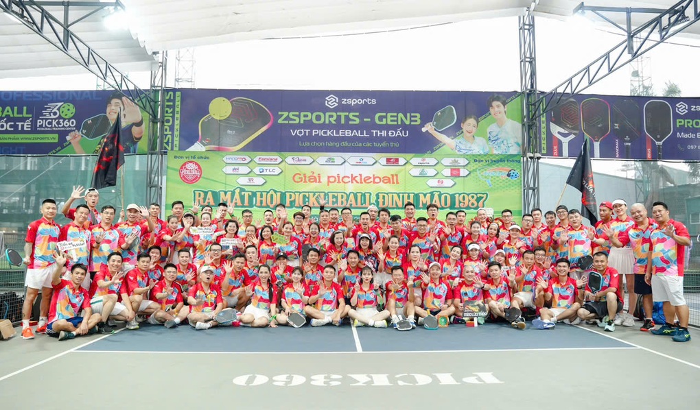 Sôi động giải đấu ra mắt CLB Pickleball Đinh Mão 1987 - 1 Sôi động giải đấu ra mắt CLB Pickleball Đinh Mão 1987 - 1