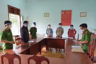 Bắt Giám đốc Trung tâm Dịch vụ nông nghiệp tại Kon Tum