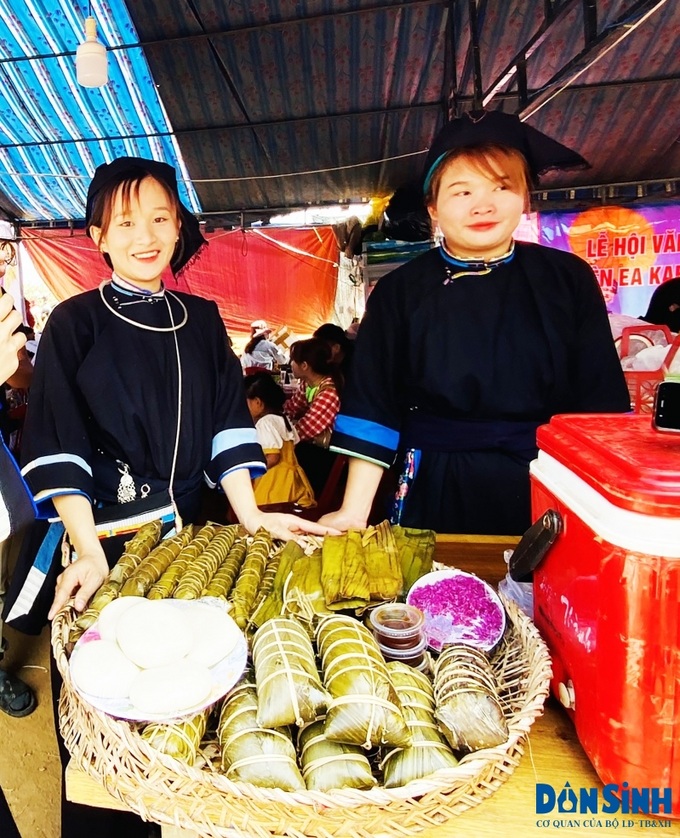 Những loại bánh truyền thống của người Nùng làm bằng gạo nép