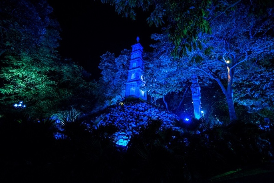 “Nụ cười Việt Nam” toả sáng trên tháp Landmark 81: Truyền đi thông điệp hòa bình - 6 “Nụ cười Việt Nam” toả sáng trên tháp Landmark 81: Truyền đi thông điệp hòa bình - 6