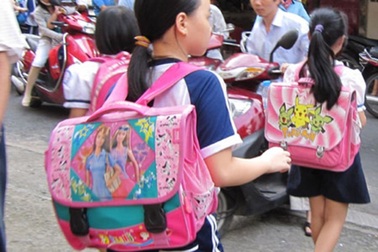 Trời ơi, đến lớp 1 cũng phải học thêm!