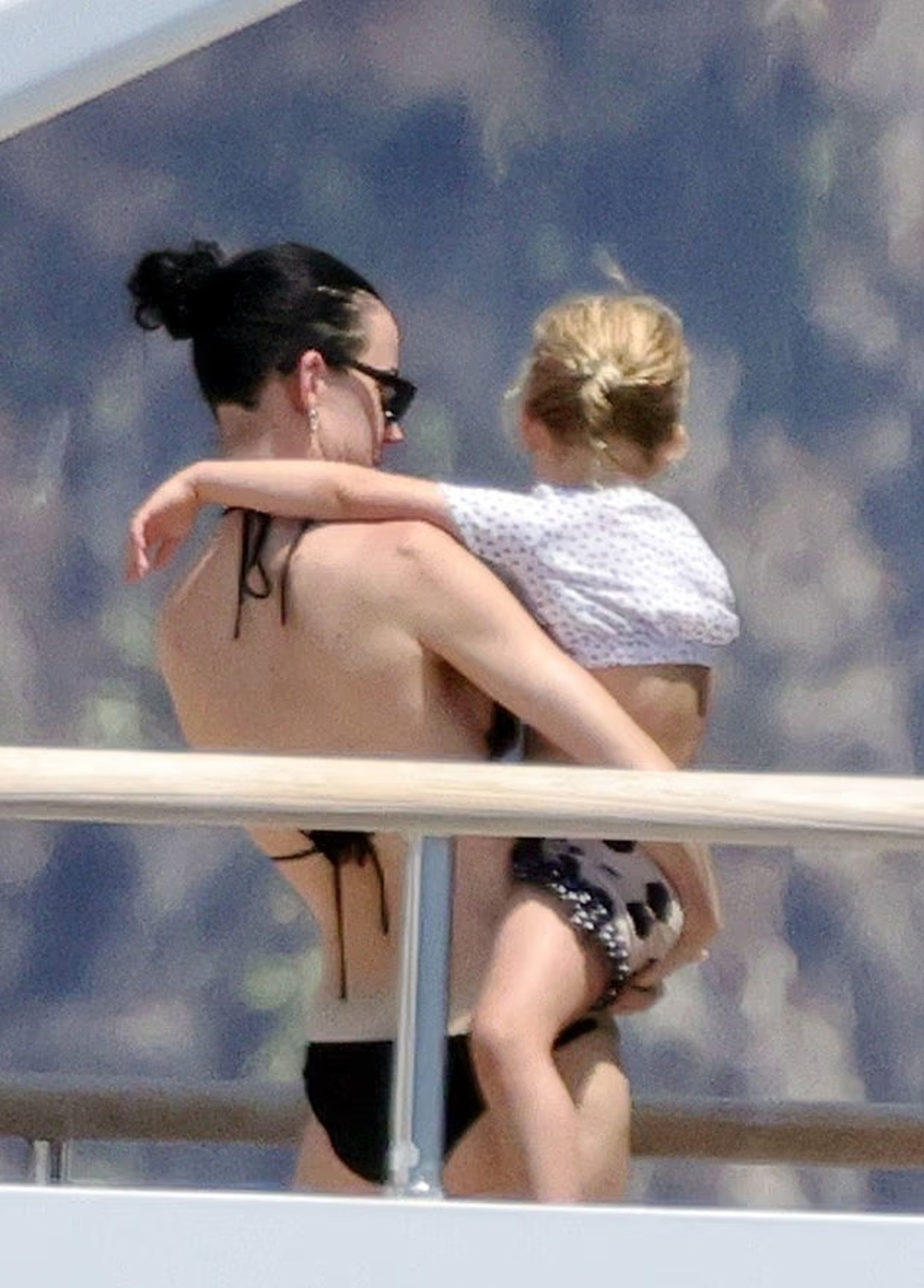 Katy Perry và Orlando Bloom đi chơi cùng nhau sau tuyên bố chia tay - 7 Katy Perry và Orlando Bloom đi chơi cùng nhau sau tuyên bố chia tay - 7