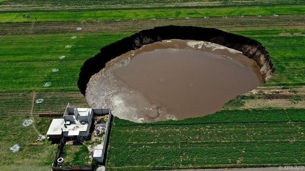 Hố tử thần xuất hiện ở Mexico - 1