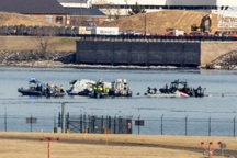 Trực thăng Mỹ từng khiến 2 máy bay hủy hạ cánh trước vụ tai nạn thảm khốc