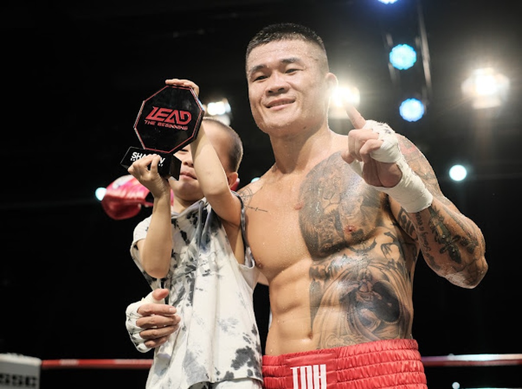 Trương Đình Hoàng hạ knock-out võ sĩ hàng đầu Indonesia - 3 Trương Đình Hoàng hạ knock-out võ sĩ hàng đầu Indonesia - 3