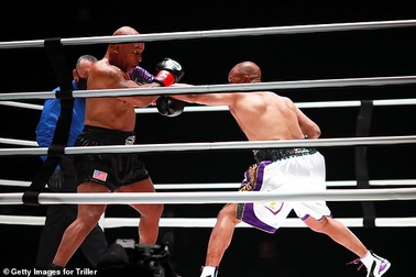 Myke Tyson xác nhận tiếp tục thượng đài, sẵn sàng tái đấu Holyfield