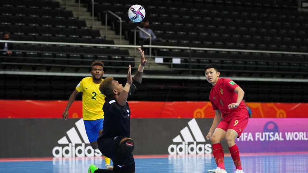Thắng đậm 9-4, tuyển futsal Thái Lan gặp Kazakhstan ở vòng 1/8 World Cup - 2 Thắng đậm 9-4, tuyển futsal Thái Lan gặp Kazakhstan ở vòng 1/8 World Cup - 2