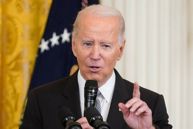 Tổng thống Mỹ Biden lần đầu dùng quyền phủ quyết