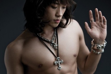 Bi (Rain) hé lộ hình ảnh đầu tiên trong album mới