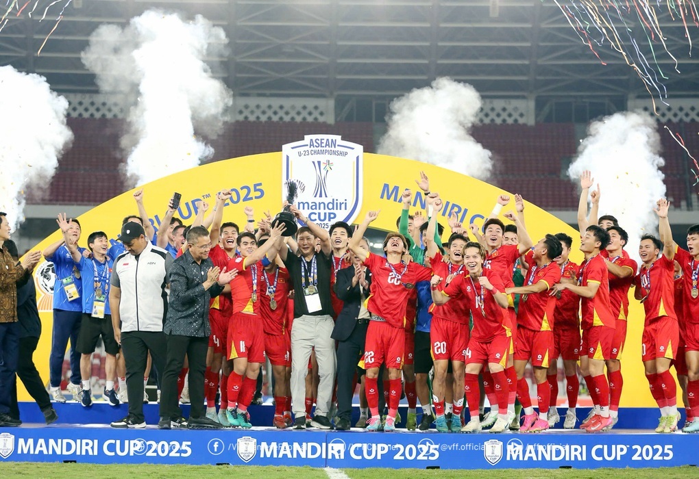 Nghĩ về chiến thắng vang dội của U23 Việt Nam - 1 Nghĩ về chiến thắng vang dội của U23 Việt Nam - 1