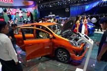 Vì sao số xe ô tô nhập về Việt Nam đầu năm 2018 thấp kỷ lục?