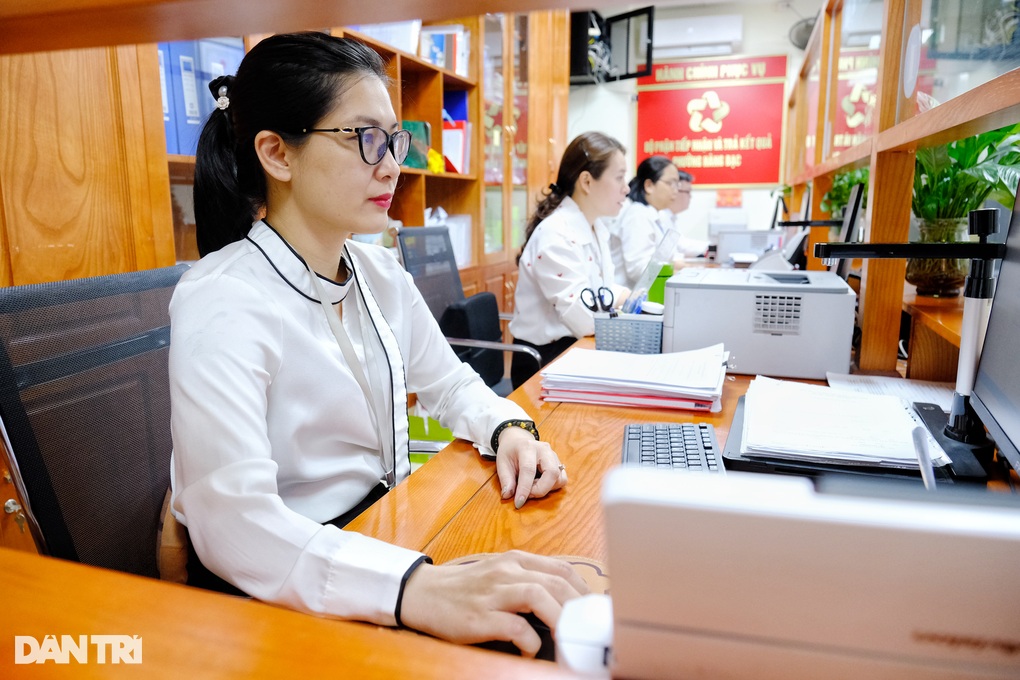 Huy động nguồn ngoài ngân sách để trả lương vượt trội cho người tài năng