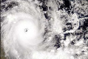 ''Siêu lốc'' tấn công vùng đông bắc Australia