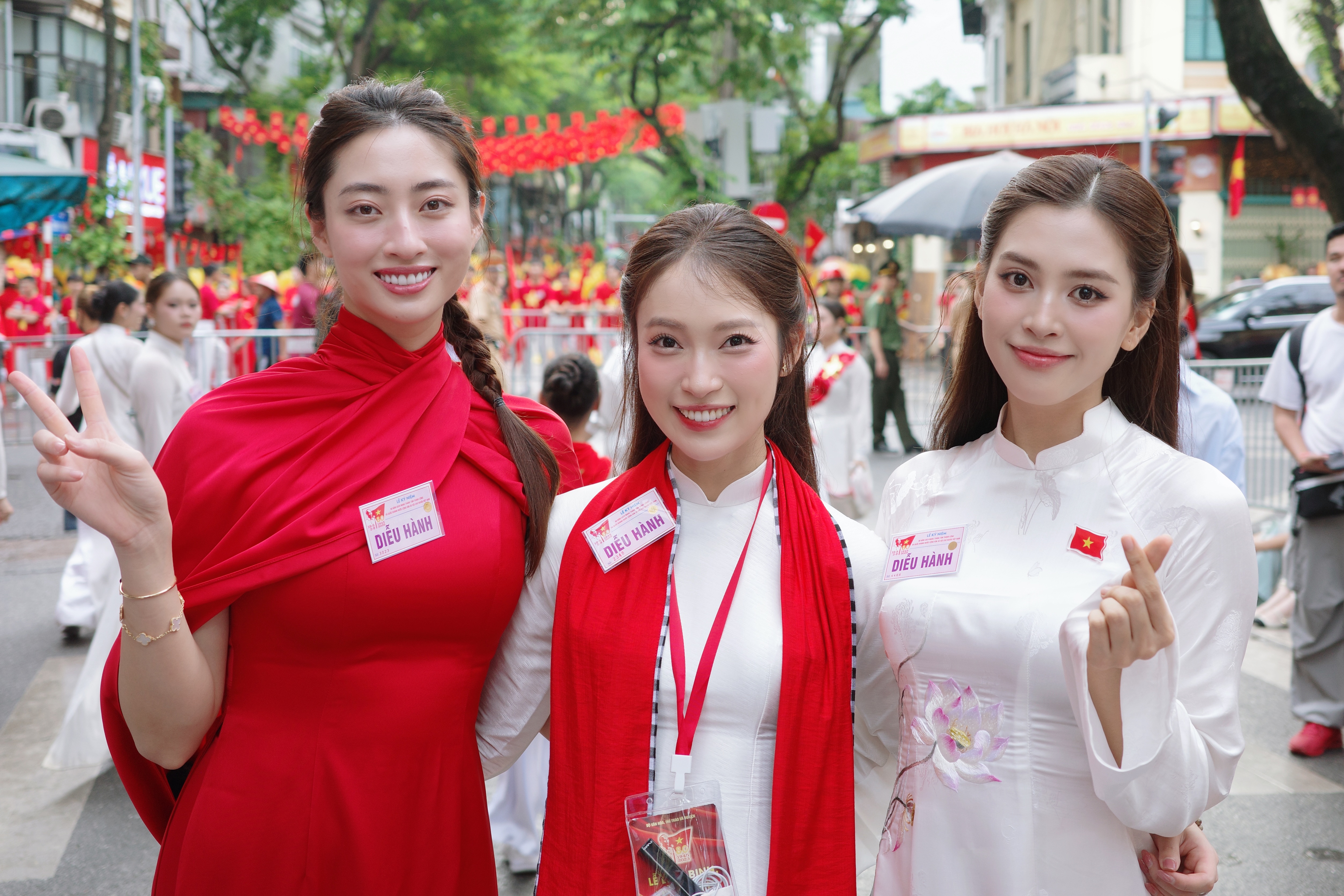 La señorita Tieu Vy compite con el mayor de policía interpretando el papel de una chica de la calle - 5 Hoa hậu Tiểu Vy đọ sắc cùng Thiếu tá công an vào vai girl phố - 5